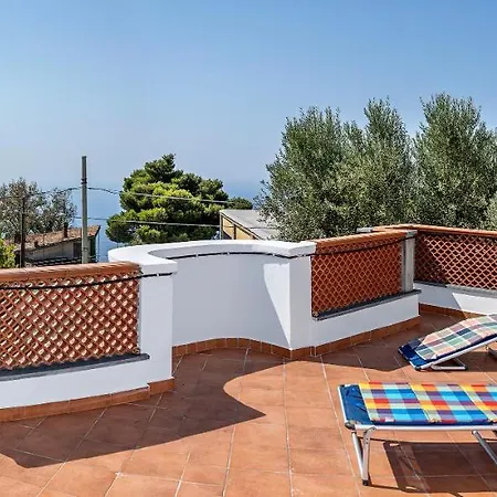 Casa Olivegrove Apartment Massa Lubrense
